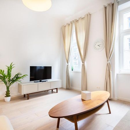 Modernes Apartment Im Charmanten Cottage Viertel Відень Екстер'єр фото