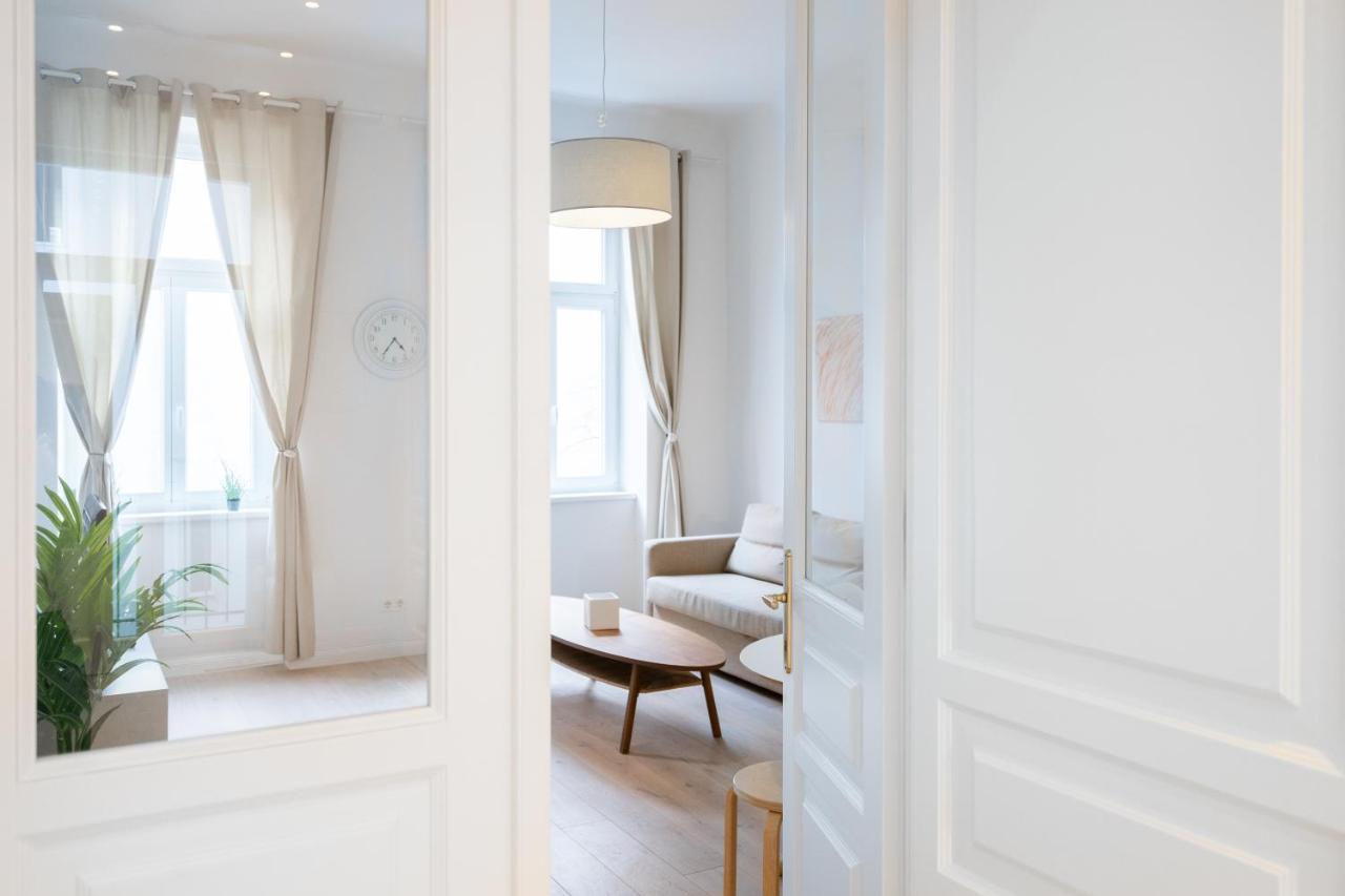 Modernes Apartment Im Charmanten Cottage Viertel Відень Екстер'єр фото