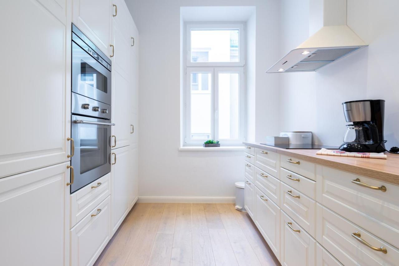 Modernes Apartment Im Charmanten Cottage Viertel Відень Екстер'єр фото